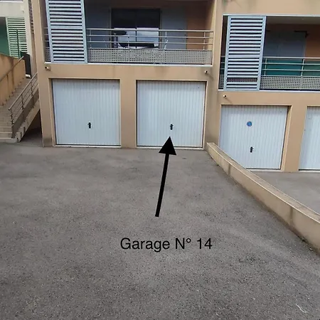 With Pool Air Conditioning Wifi And Garage